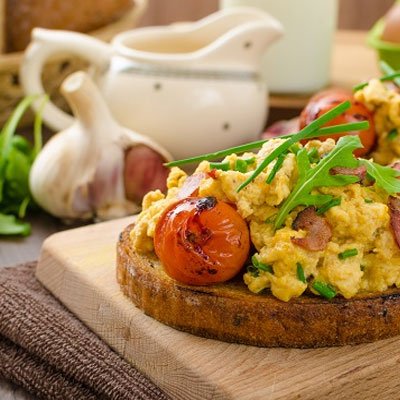 Toast with Huevos Pericos